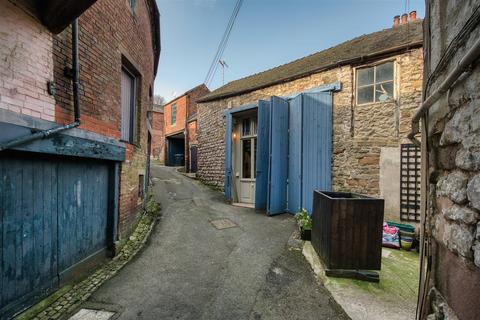 undefined, Crown Yard, Wirksworth DE4