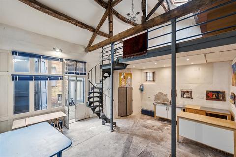undefined, Crown Yard, Wirksworth DE4