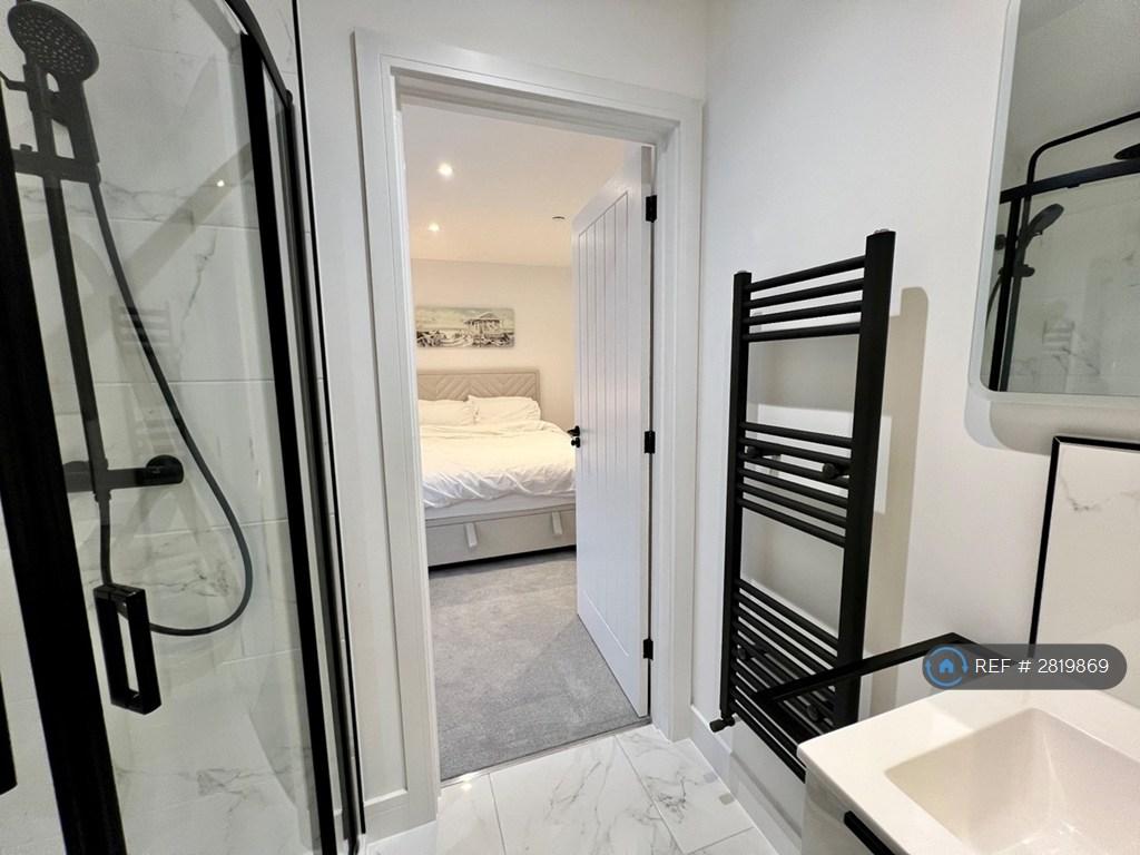 Ensuite Bathroom