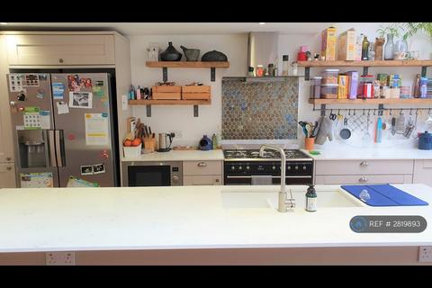 undefined, Hassett Road, London, E9