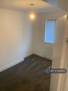 3 bedroom semi-detached house to rent, Thurlestone Road, Longbridge, B31