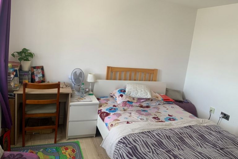 1 bedroom flat to rent, Goodmayes Lane, London, IG3
