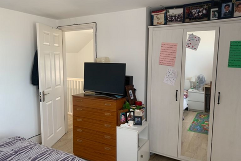 1 bedroom flat to rent, Goodmayes Lane, London, IG3