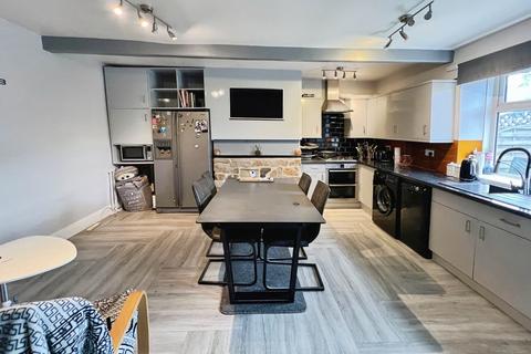 undefined, Hollinbank Lane, West Yorkshire WF16