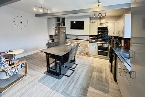 3 bedroom terraced house for sale, Hollinbank Lane, West Yorkshire WF16