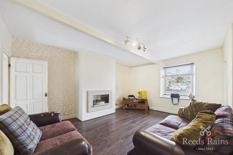 3 bedroom terraced house for sale, Hollinbank Lane, West Yorkshire WF16