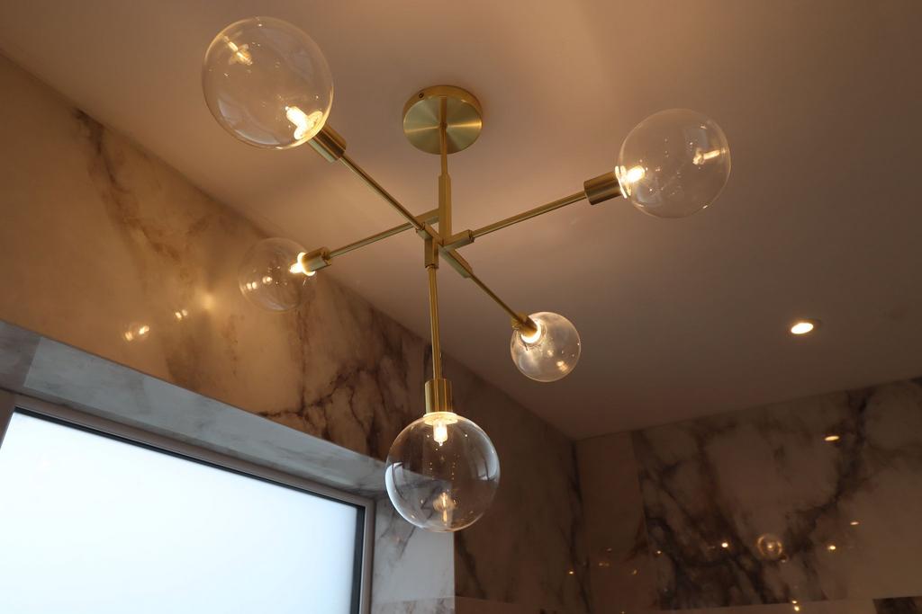 Photograph 33