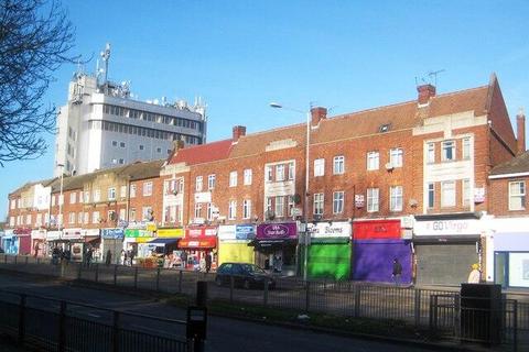 undefined, Uxbridge Road, Hayes, London UB4