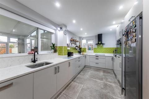 undefined, Linnards Lane, Northwich CW9
