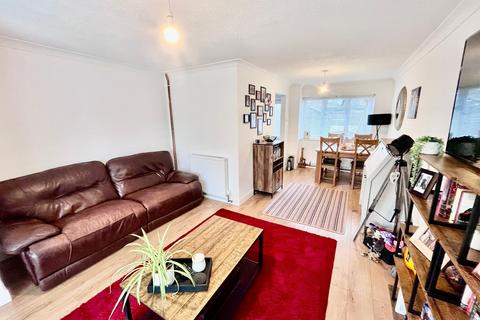 3 bedroom terraced house for sale, Coleridge Close, Newport Pagnell