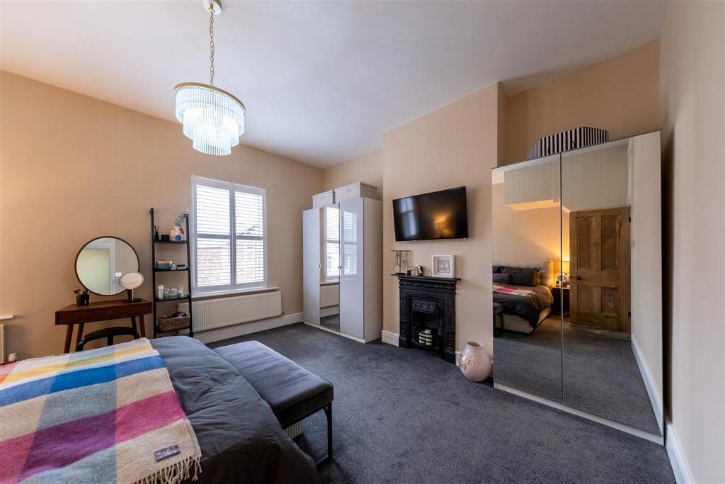 50 The Crescent-025.jpg