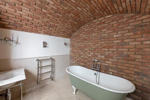 undefined, Holland Road, London, W14