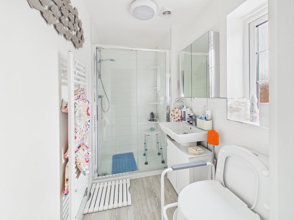 En-suite shower room