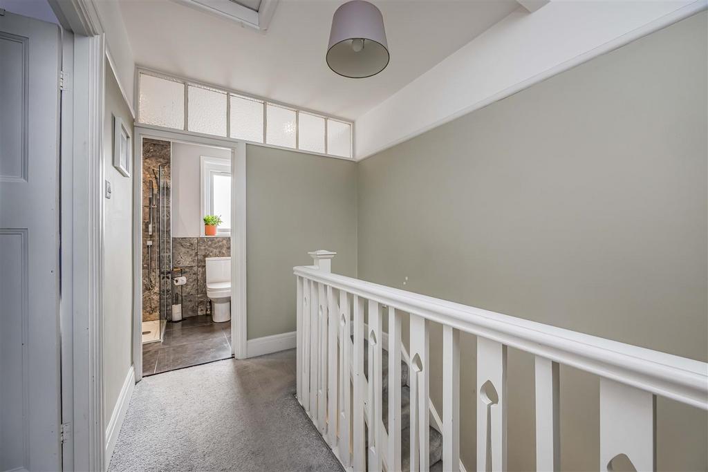 9 Lakeside Avenue, Portsmouth-Small-Portico Marketi