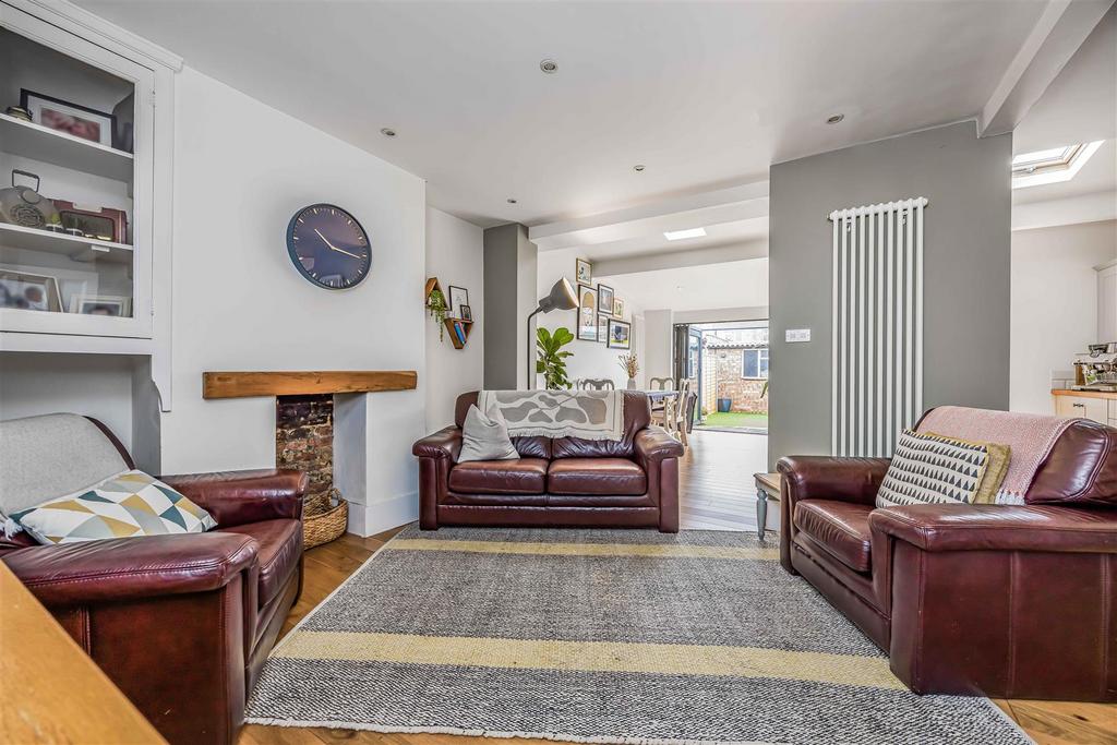 9 Lakeside Avenue, Portsmouth-Small-Portico Marketi