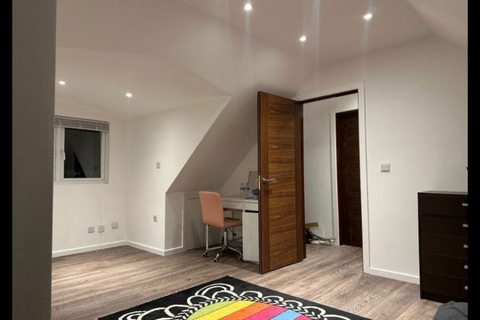undefined, Watford Way, London NW7
