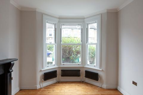 2 bedroom maisonette for sale, Albert Road, London E10