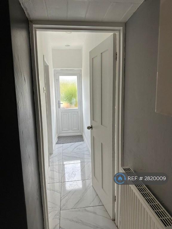 Hallway To Back Garden