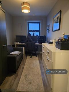 2 bedroom flat to rent, Twelve Trees Close, London, E3