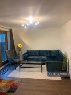 1 bedroom flat to rent, Frogmore, London, SW18