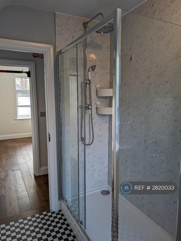 Bathroom (Shower)