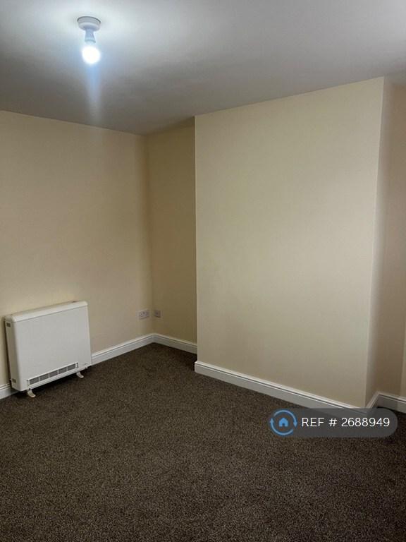 Bedroom / Living