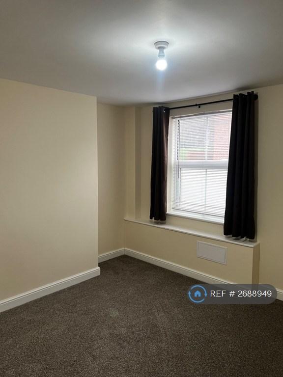 Bedroom / Living