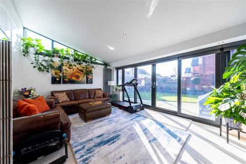 3 bedroom detached house for sale, Pavillion Way, Northwich CW9