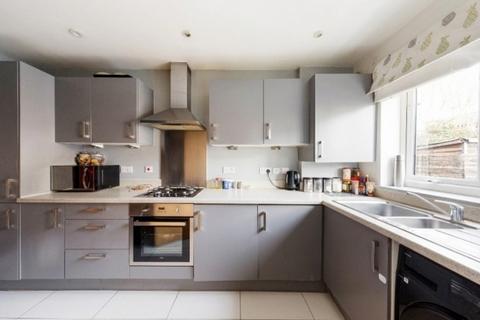 3 bedroom terraced house for sale, Kibble Close, Romford, RM6