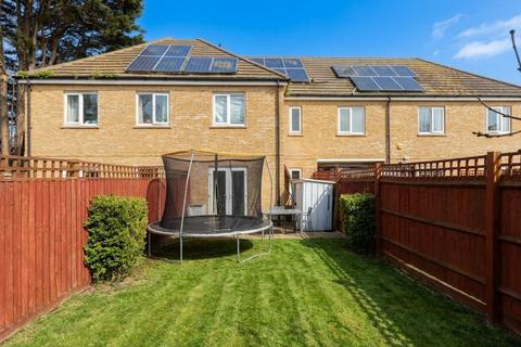 3 bedroom terraced house for sale, Kibble Close, Romford, RM6