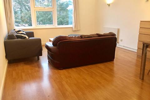 2 bedroom flat to rent, Custom House Reach, London SE16
