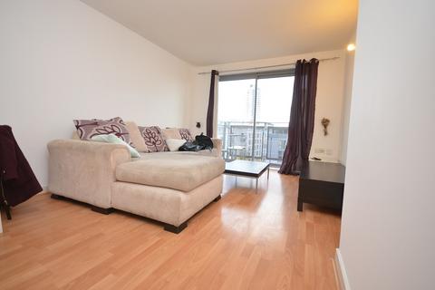 1 bedroom flat to rent, Deals Gateway, London SE13