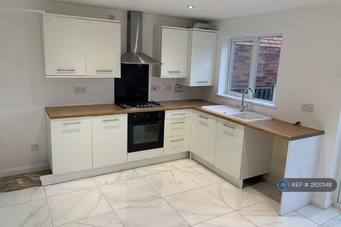 3 bedroom semi-detached house to rent, Harvest Close, Doncaster, DN4