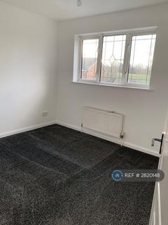 3 bedroom semi-detached house to rent, Harvest Close, Doncaster, DN4