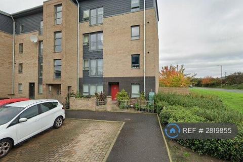 2 bedroom flat to rent, West Pilton Way, Edinburgh, EH4