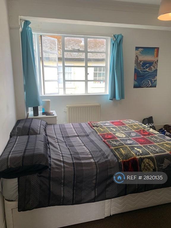 Double Bedroom