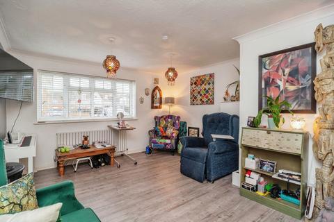 1 bedroom flat for sale, Victoria Road, Southend-on-sea, SS1
