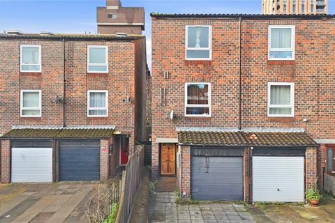 4 bedroom terraced house to rent, Carteret Way, London, SE8