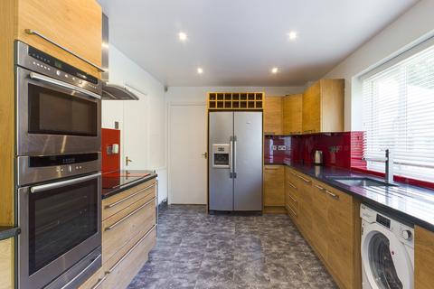 4 bedroom detached house for sale, Dutchells Copse, Horsham