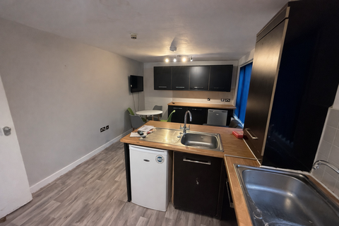 undefined, 30 Park Village, 200 Norfolk Park Road, Sheffield, South Yorkshire S2 2UA