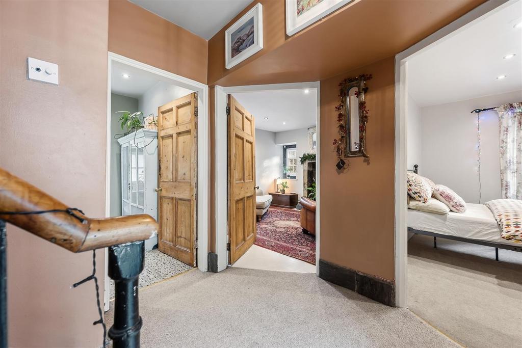 First floor landing.jpg