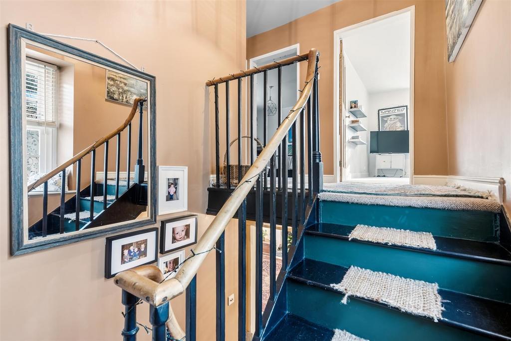Second floor landing.jpg