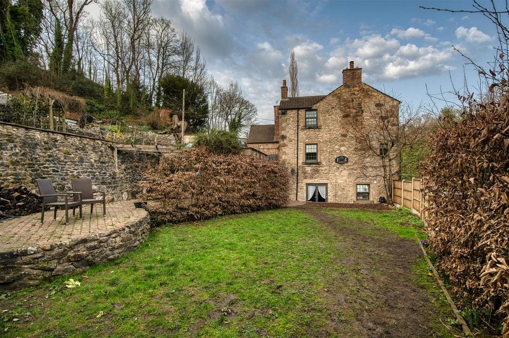 Rear of the home.jpg