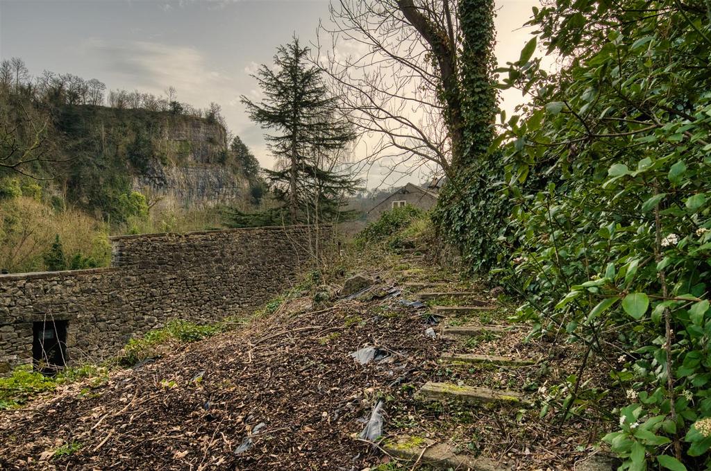 Steps to upper garden.jpg