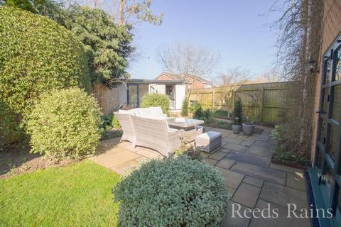 undefined, Orkney Close, Cheshire CH65