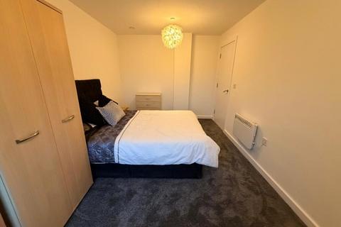 2 bedroom flat to rent, New Cross Road, London, SE14