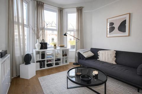 1 bedroom flat to rent, Hampden Road, Hornsey, N8