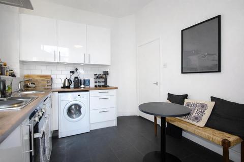 1 bedroom flat to rent, Hampden Road, Hornsey, N8