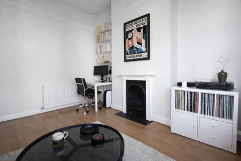 1 bedroom flat to rent, Hampden Road, Hornsey, N8