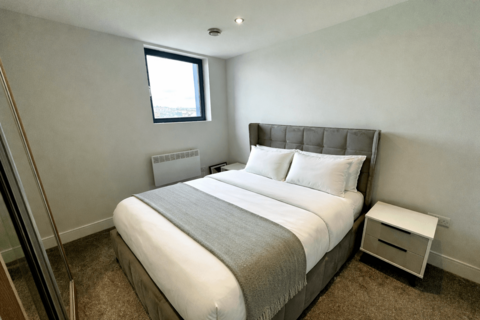 2 bedroom flat to rent, Caterham Road, London, SE13